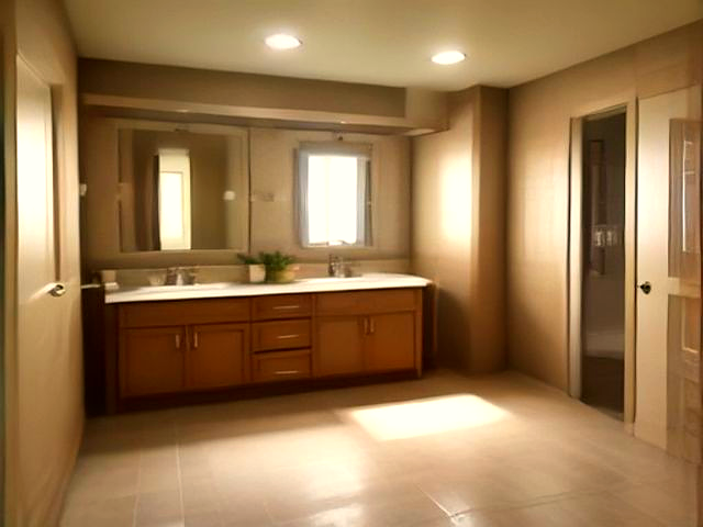 Sample dated bathroom photo